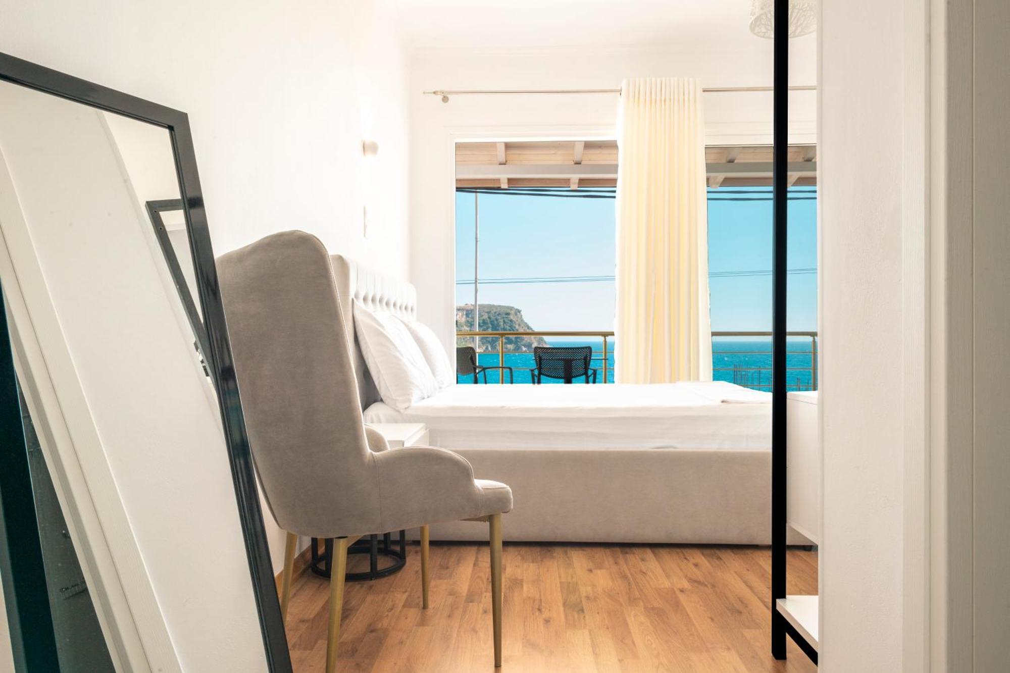 Ionio Rooms Himara Kültér fotó