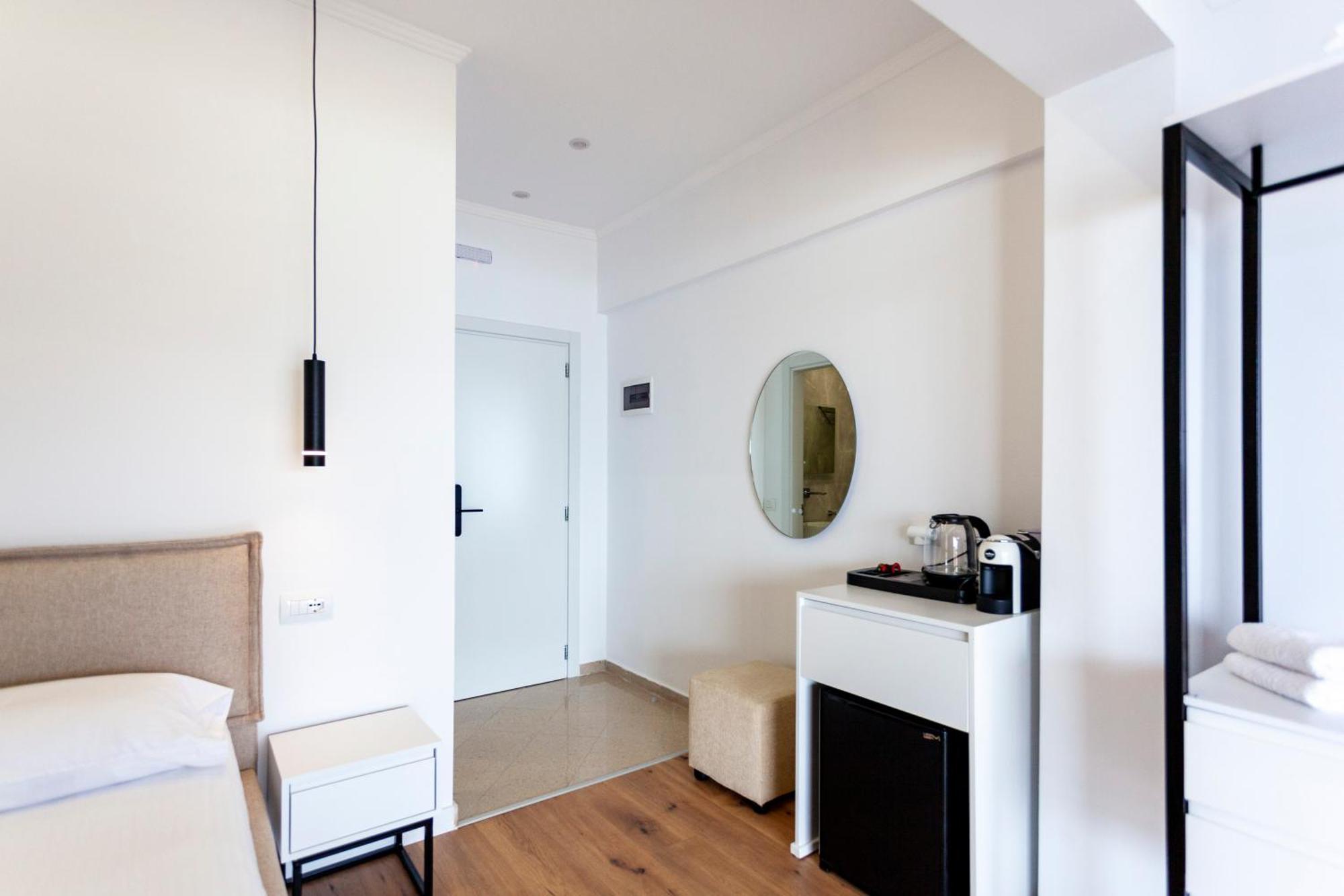 Ionio Rooms Himara Kültér fotó