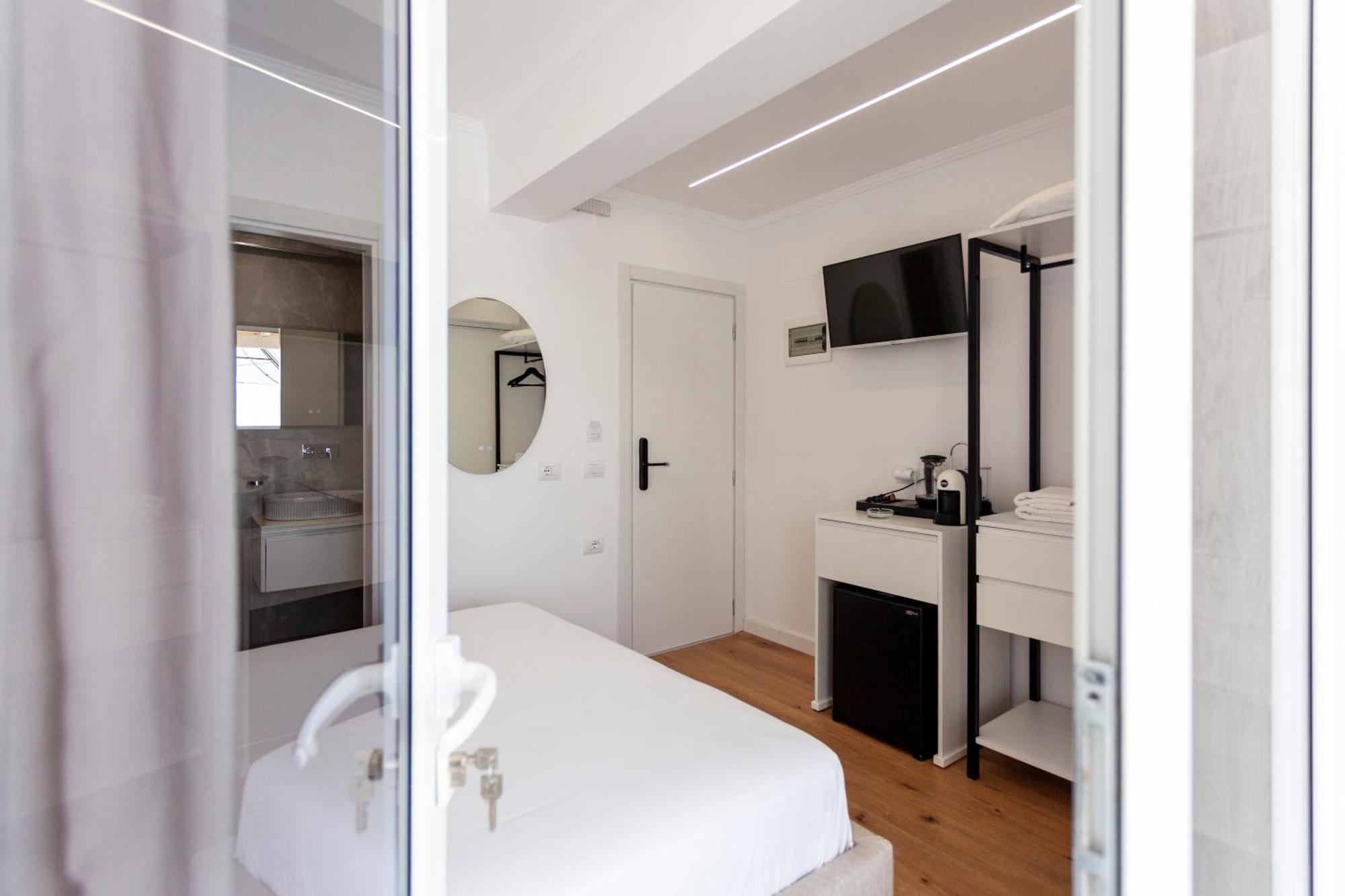 Ionio Rooms Himara Kültér fotó
