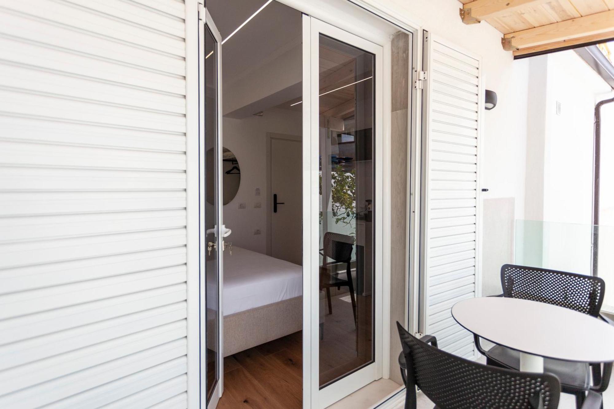 Ionio Rooms Himara Kültér fotó